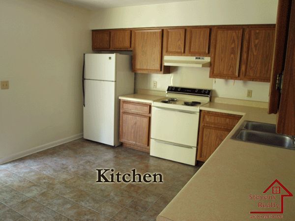 Building Photo - 404 Oriole Dr