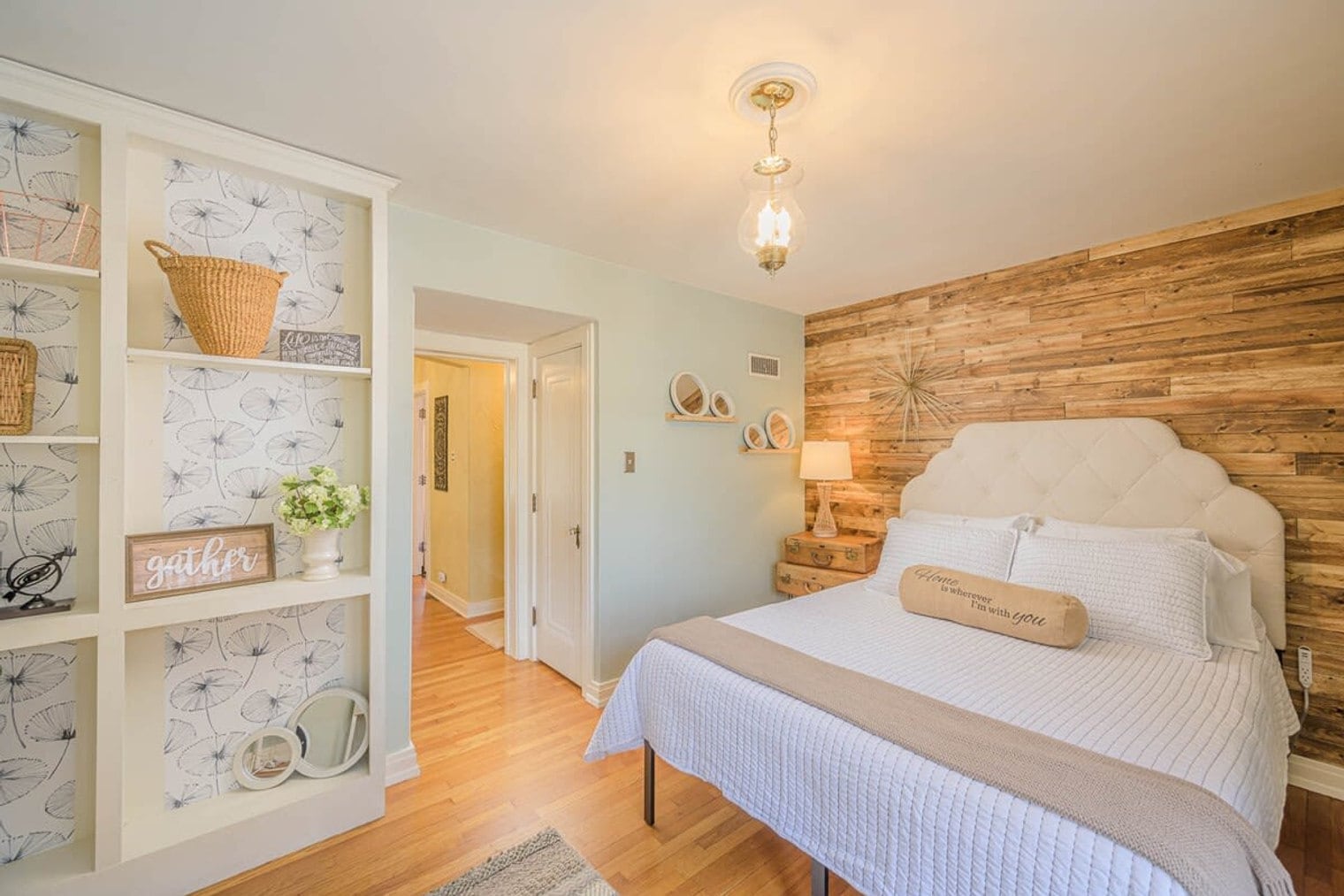 Building Photo - 628 S Summit St