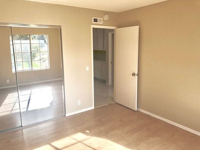 Building Photo - 2276 Manzana Way