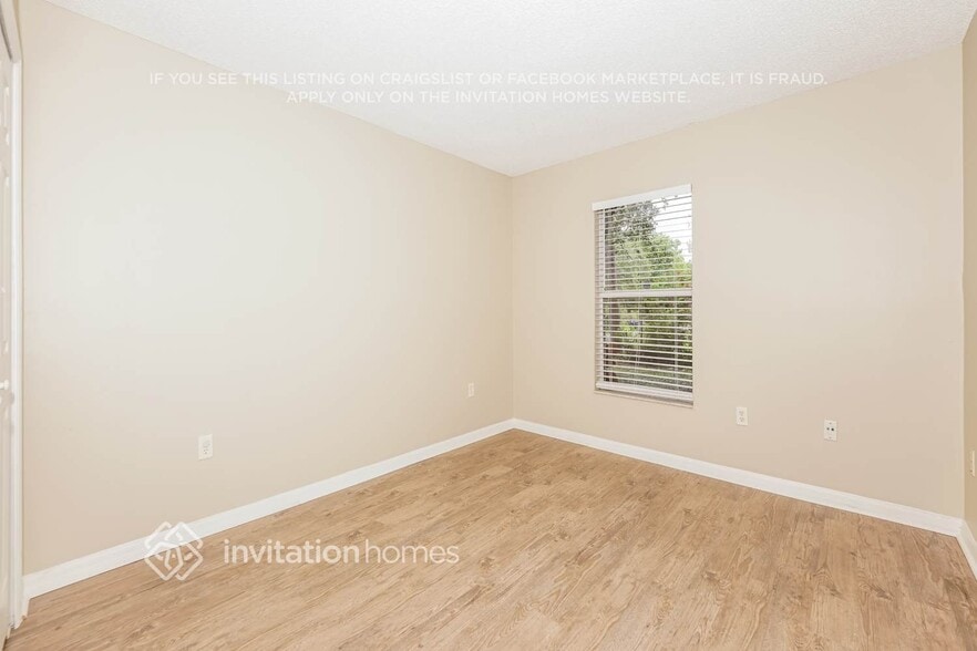 Building Photo - 7314 Carillon Ave