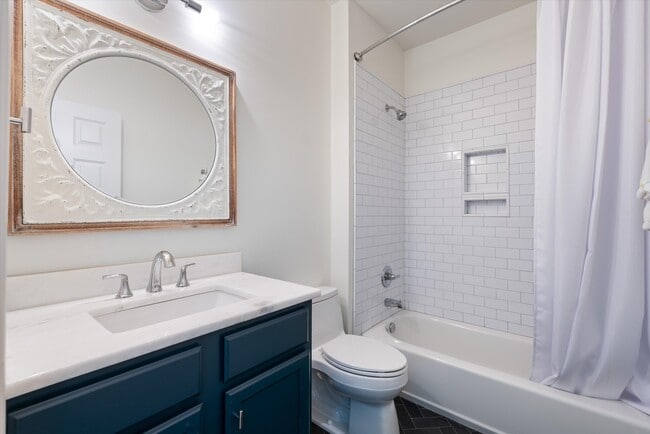 Building Photo - 517 Pearre Springs Way