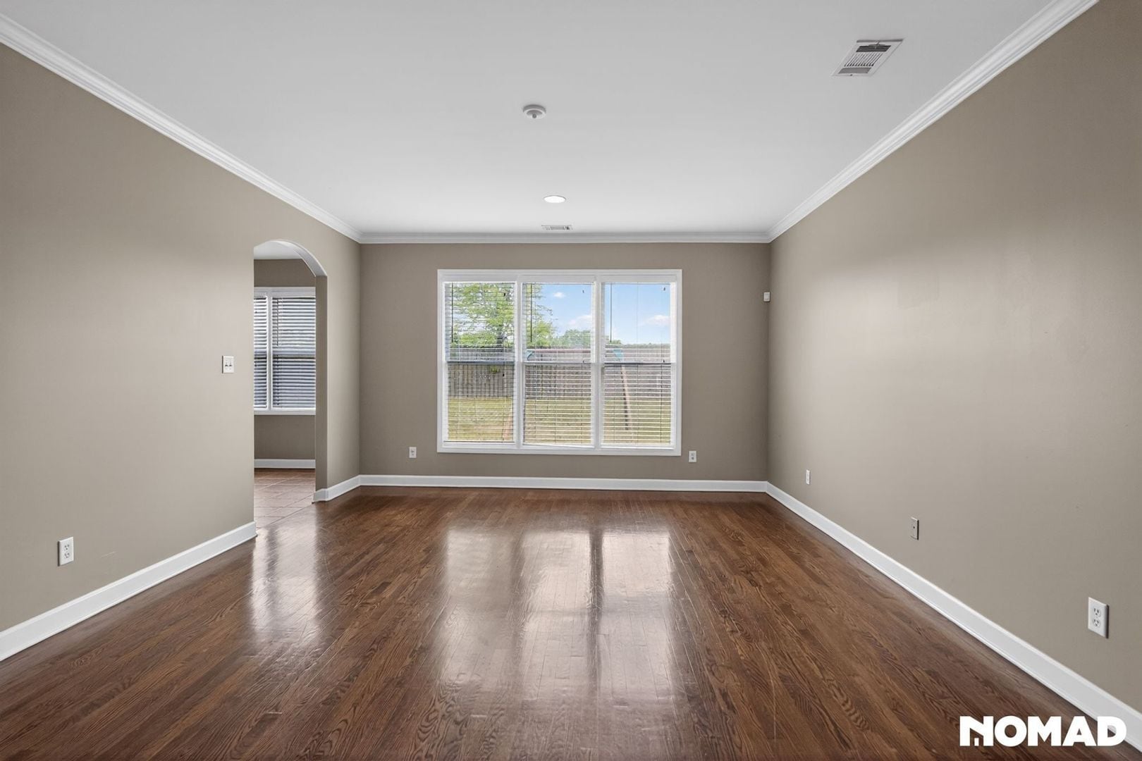 Building Photo - 4886 Fox Springs Dr