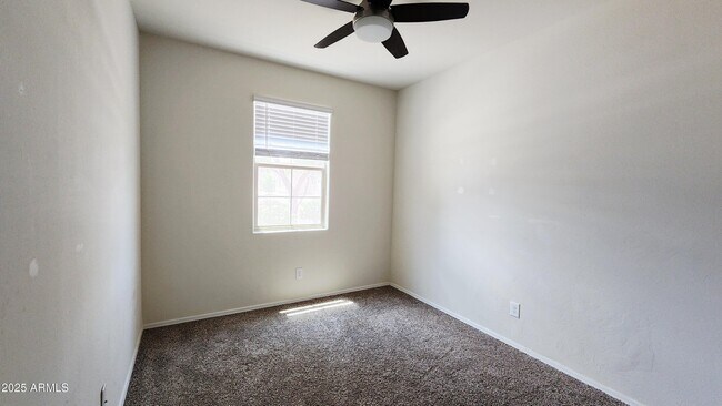 Building Photo - 236 S San Jose Ln