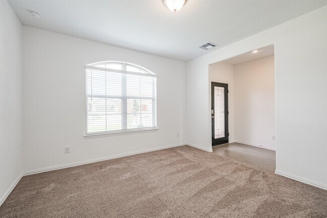 Building Photo - 7922 Chukka Dr