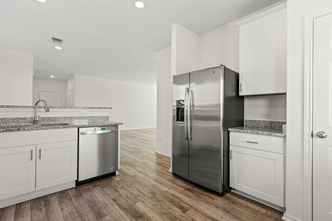 Building Photo - 917 Duskywing Wy