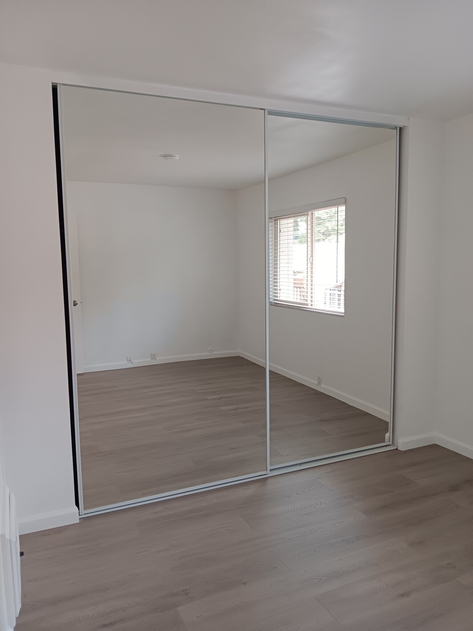 Building Photo - 6362 Rancho Mission Rd