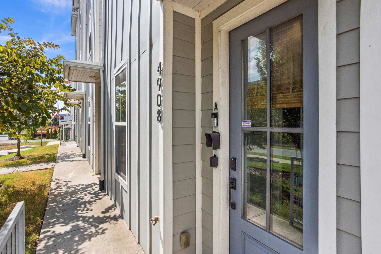 Building Photo - 4908I Delaware Ave