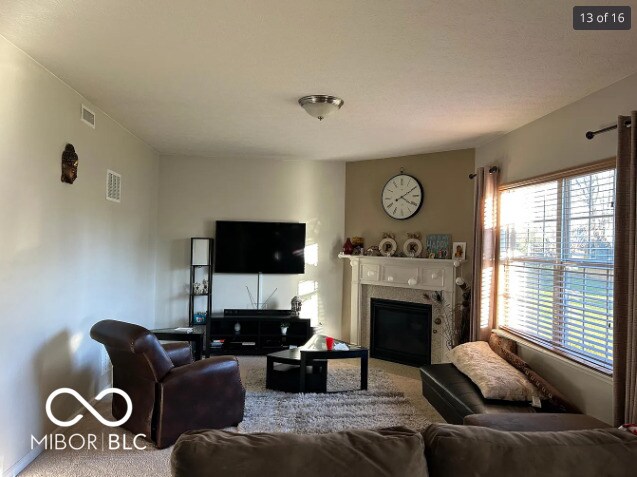 Building Photo - 11179 Pearce Pl