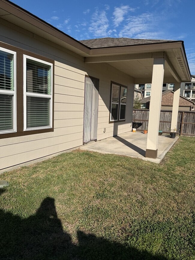 Building Photo - 6634 Bridge Mountain Trl