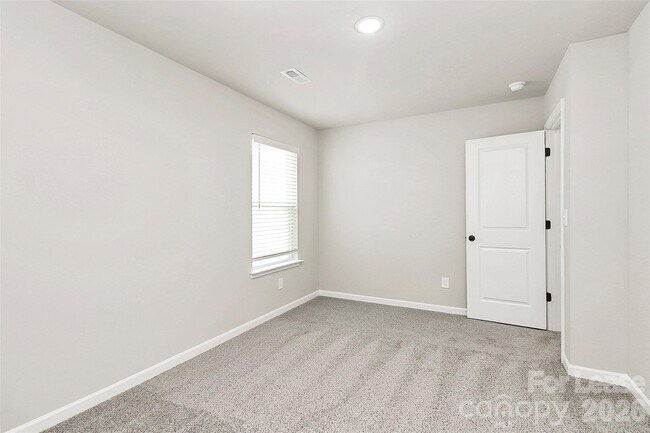Building Photo - 8208 Stonemere Ln