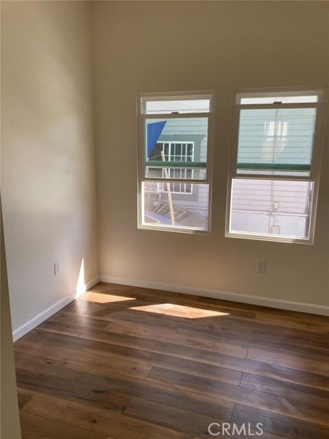 Building Photo - 418 Camulos St