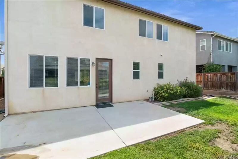 Building Photo - 11116 Jasmine Way