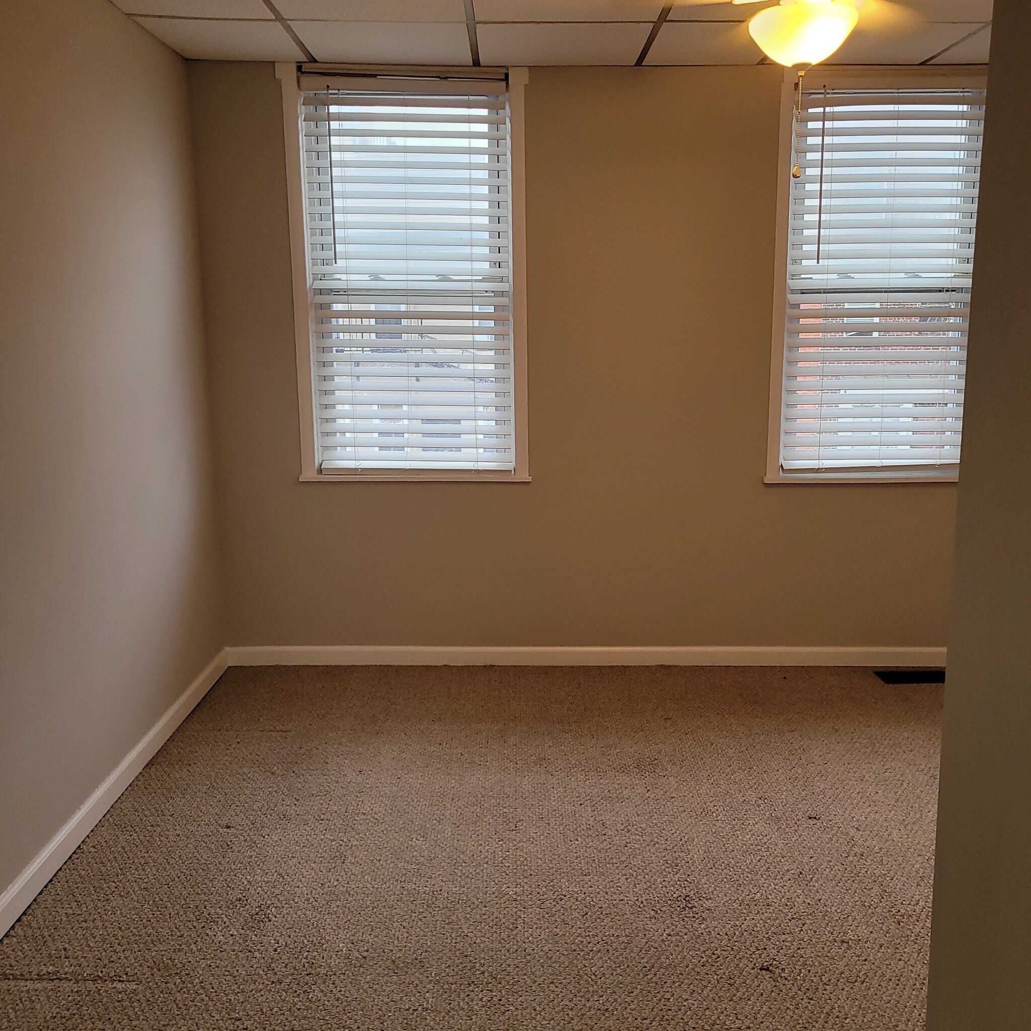 bedroom 1 - 3038 Hudson St