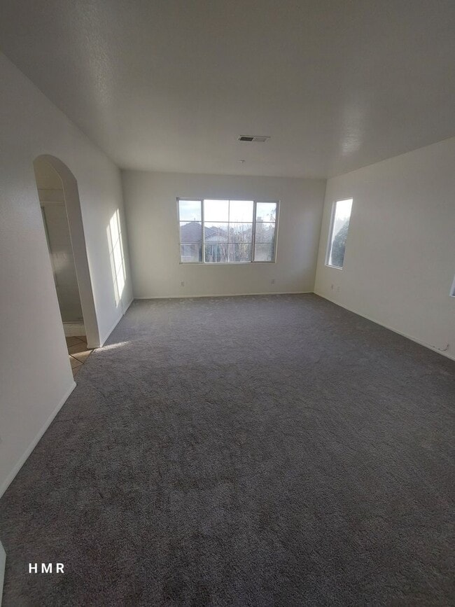 Building Photo - Stunning Two-Story Home with 4 Bedrooms an...