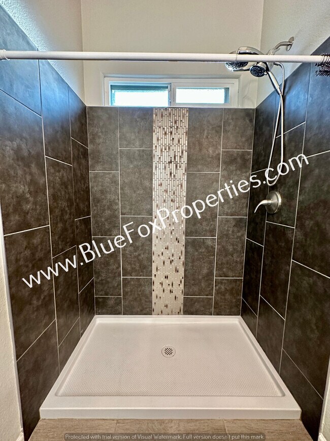 Building Photo - 13201 N Classic Overlook Ct