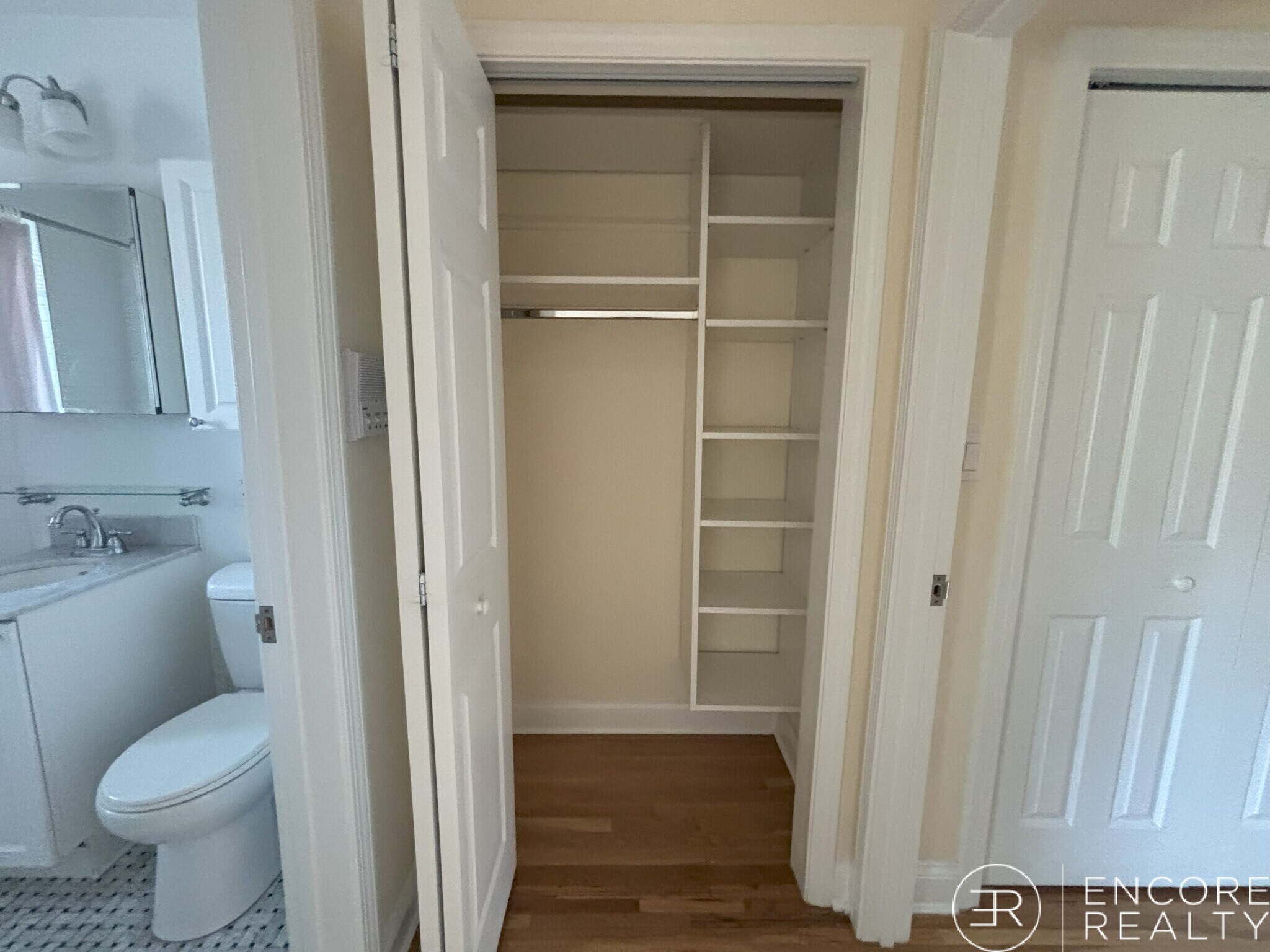 Building Photo - 72 Saint Paul St