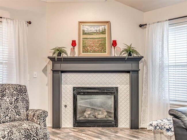 Building Photo - Gated 3 Bed 2 Bath 2 Car home of The Villa...