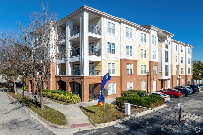 Building Photo - Terra Villa Park