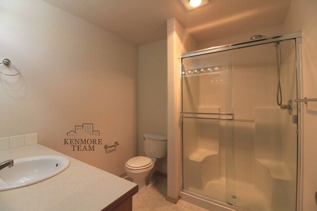 Building Photo - 3 Bedroom, 2 Bath Home in West Pasco