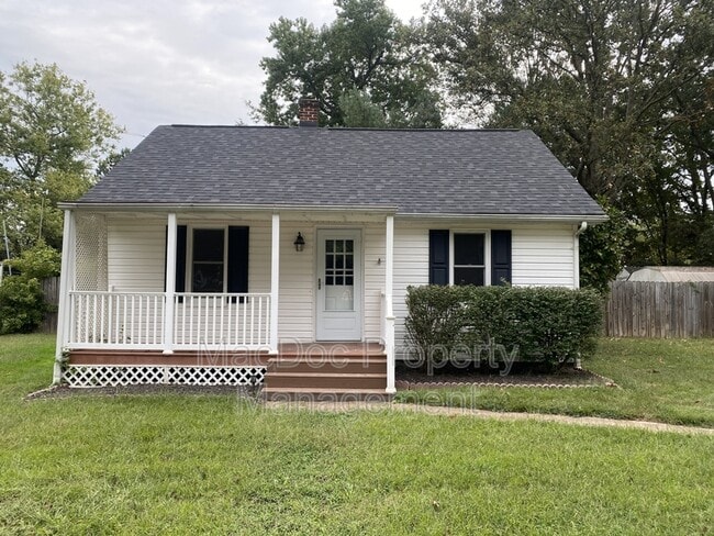 Primary Photo - 2312 Oak St