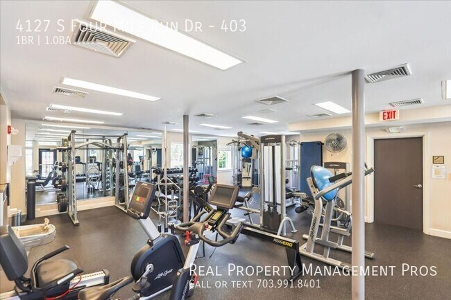 Building Photo - 4127 S Four Mile Run Dr