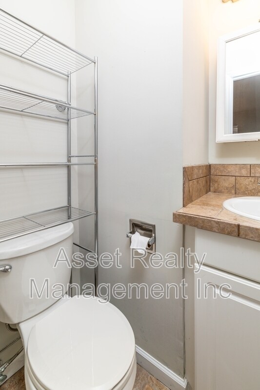 Building Photo - 11719 S Williamsburg Dr