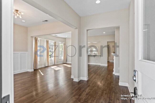 Building Photo - 34651 Fremont Blvd