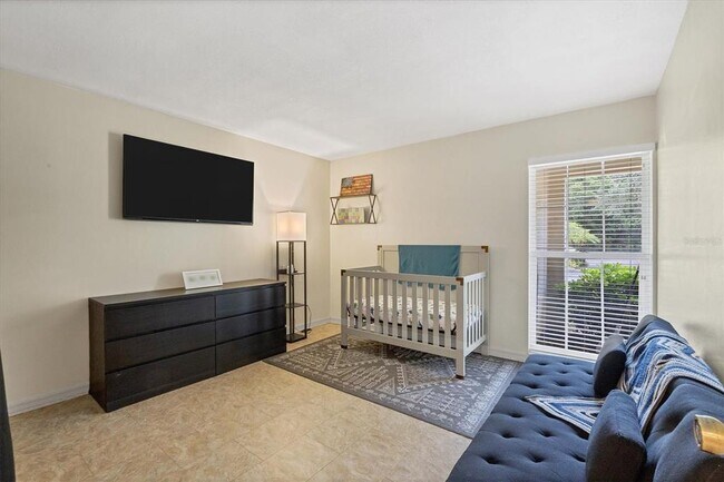Building Photo - 4483 Longmeadow
