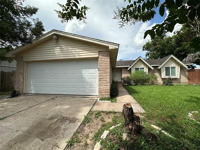 Primary Photo - 17107 Bougainvilla Ln