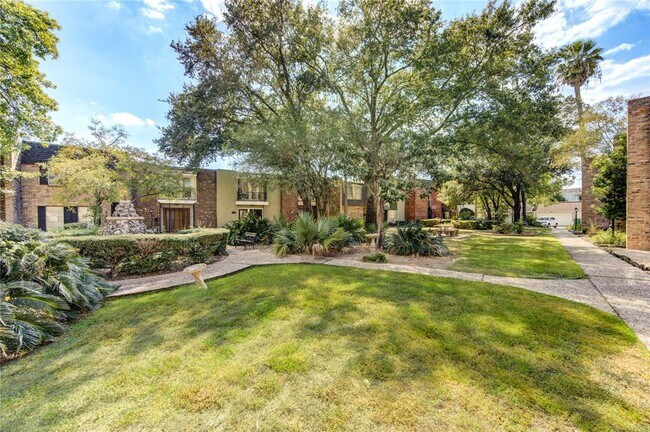 Building Photo - 1289 Blalock Rd