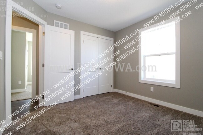 Building Photo - 1821 Southbridge Dr