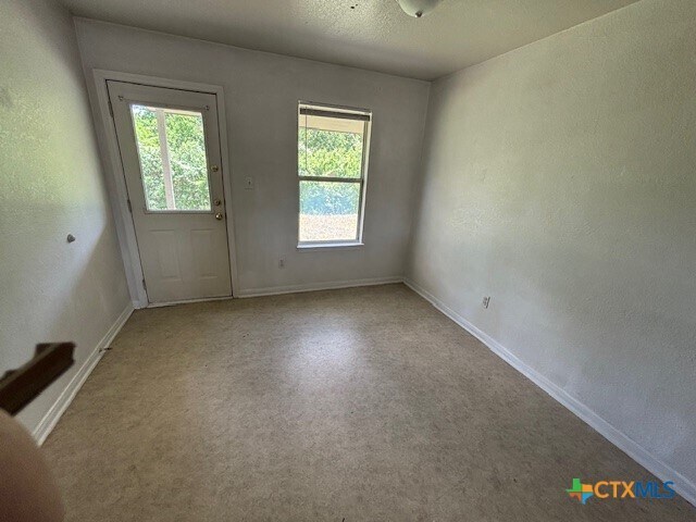 Building Photo - 3001 Cantabrian Dr