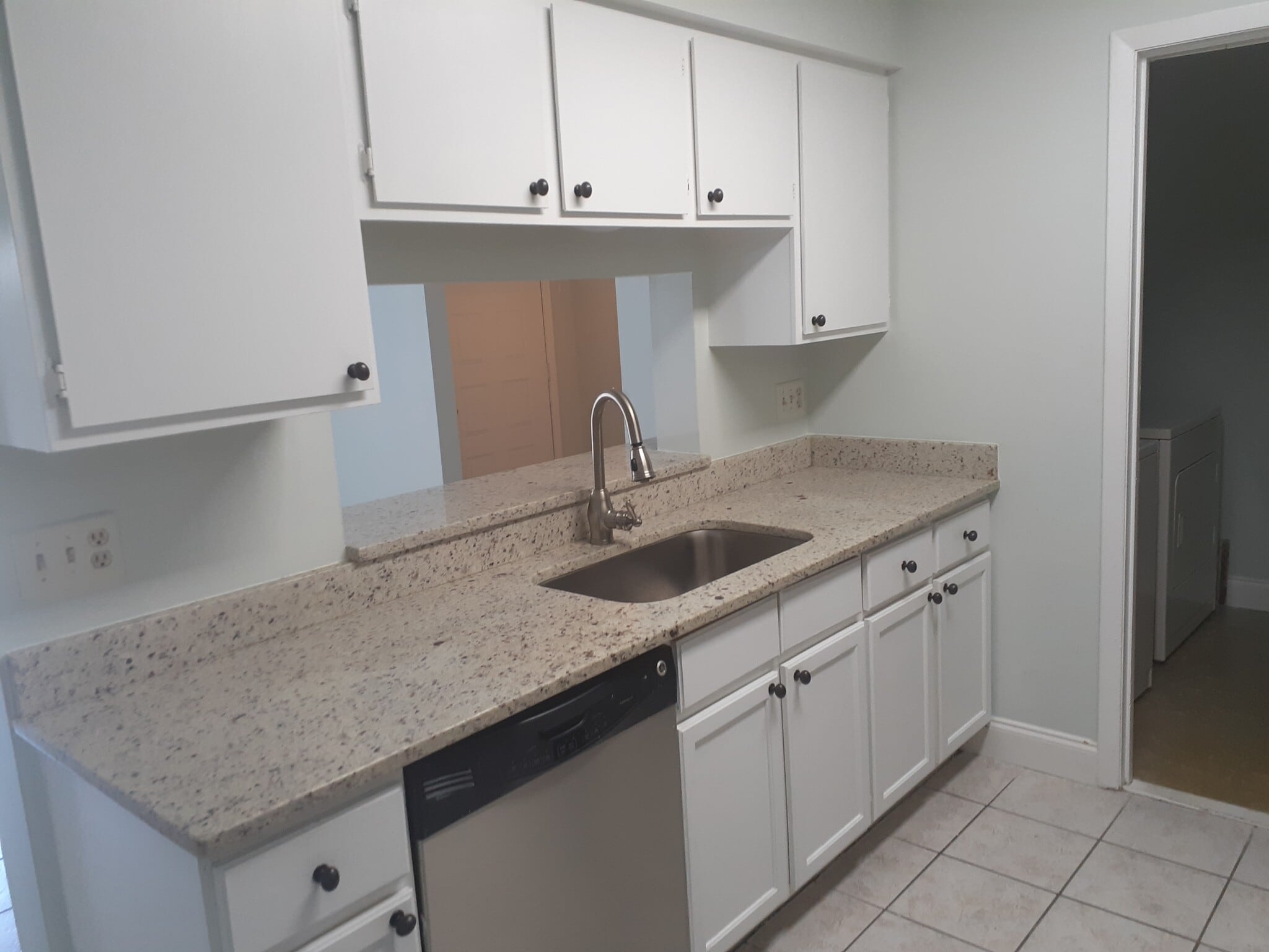 Building Photo - 3910 NW Cinnamon Tree Cir