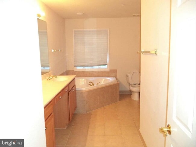 Building Photo - 6812 Rigby Ln