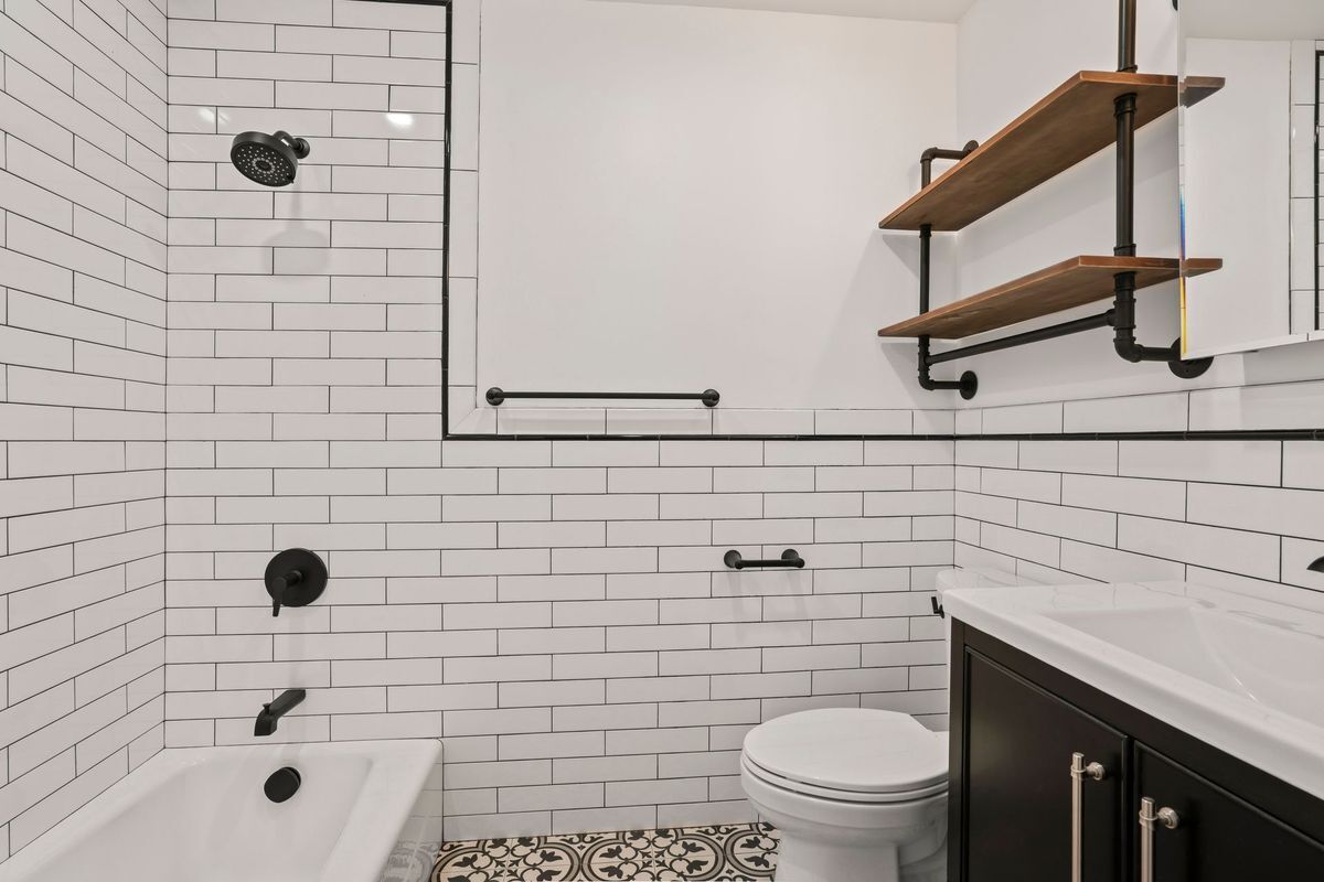 Building Photo - 17 Edgar Ct