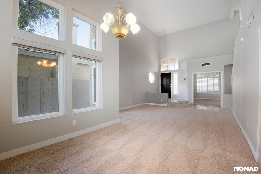 Building Photo - 16626 S 15th St