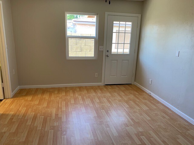 Building Photo - 452 S Solomon