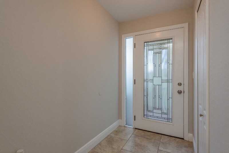 Building Photo - 2700 Bayshore Blvd