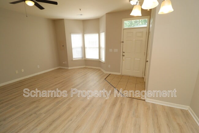 Building Photo - 8631 Neuse Club Ln