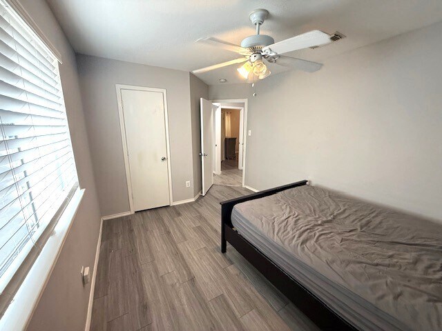 Building Photo - 6019 Greenpark Manor Ln