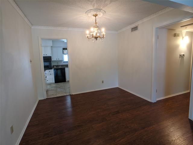 Building Photo - 4719 Skillman St