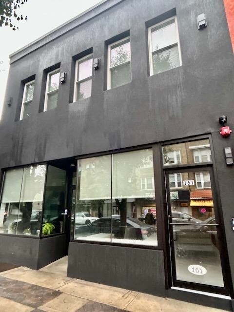 Building Photo - 161 Broadway