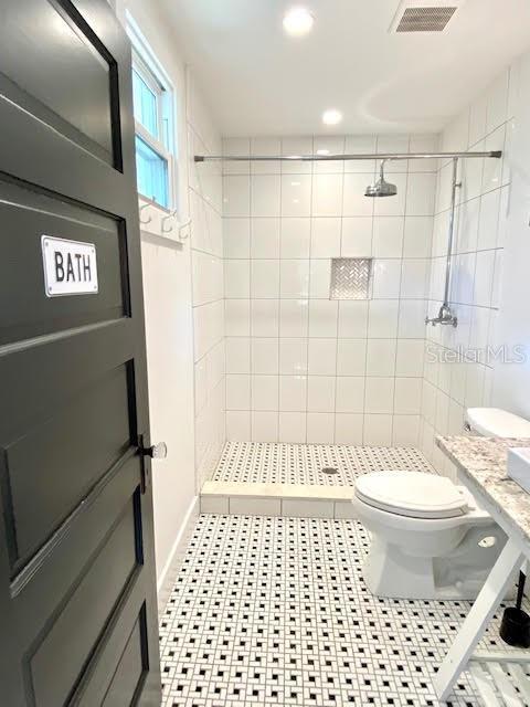 Building Photo - 3611 Bradenton Rd