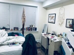 Building Photo - 2844 W Stiles St