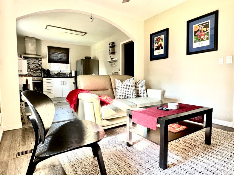 Primary Photo - 1804 28th Ave N