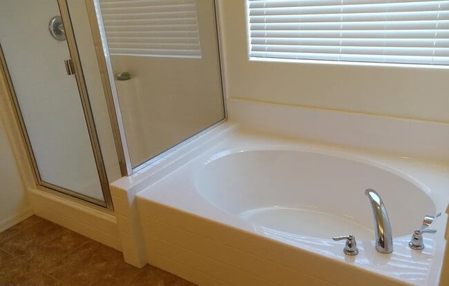 Building Photo - 7314 W Monte Cristo Ave