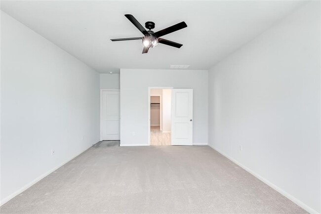 Building Photo - 6601 Avila Way