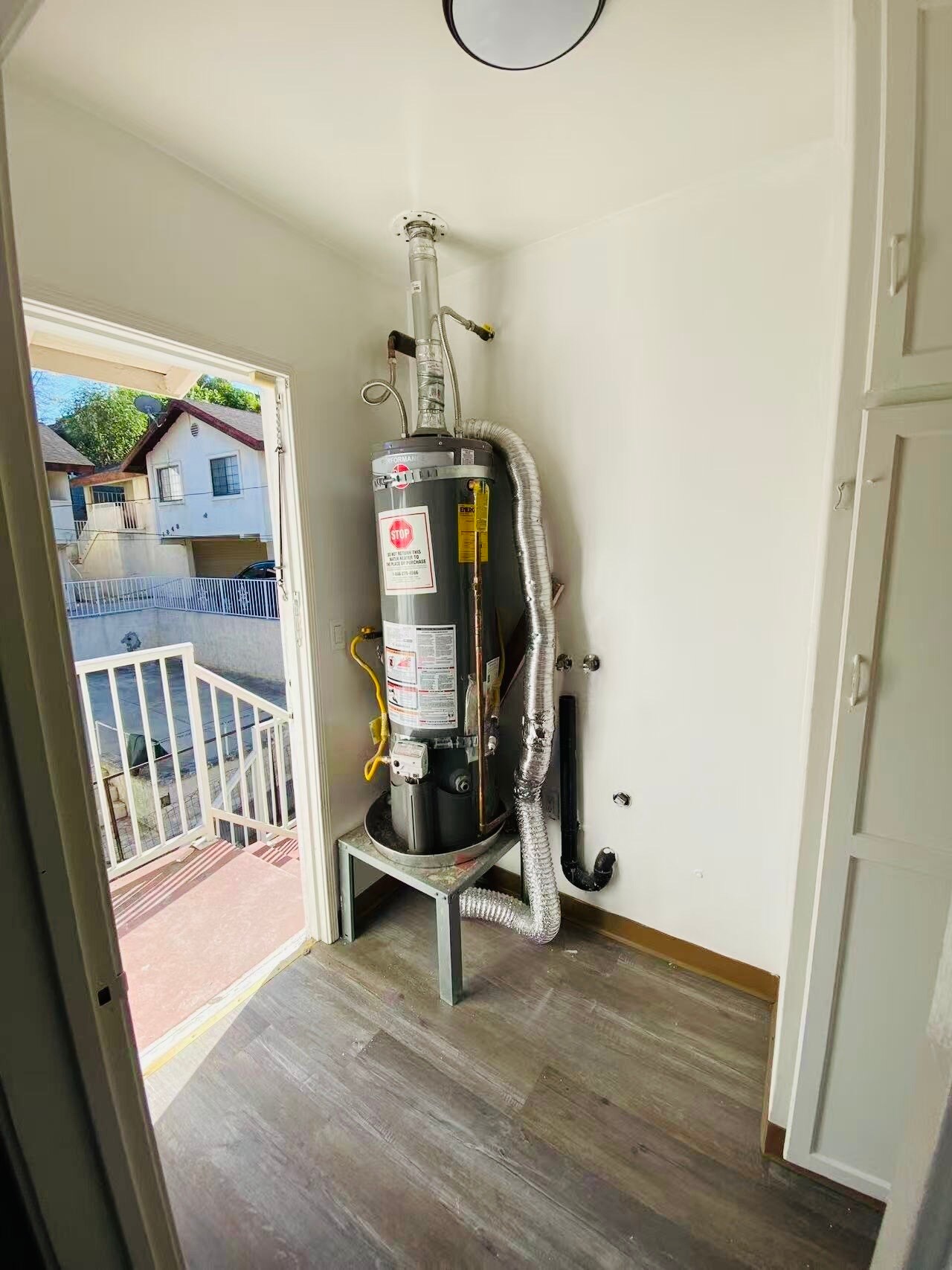 Building Photo - 1854 Garvey Ave