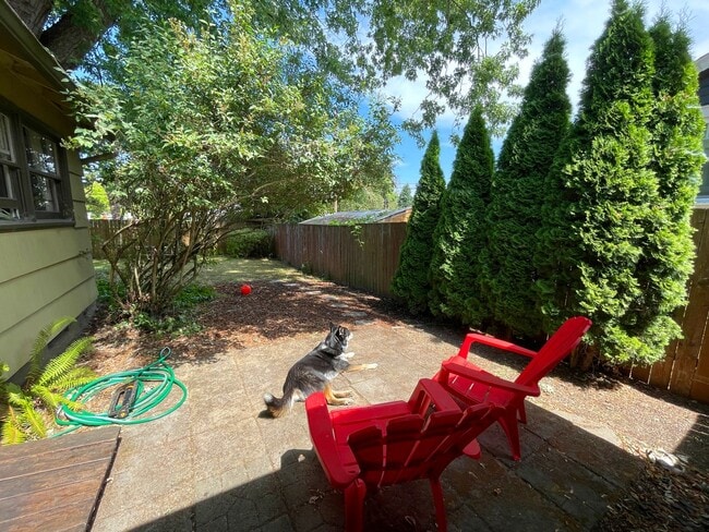 Building Photo - Lovely Home in St Johns with Fenced Yard, ...