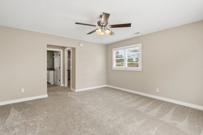 Building Photo - 3 bed/2.5 bath home FOR RENT!!